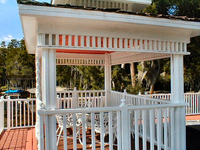 Sun decks and Gazebos, if you can dream it we can build it Bettin Construction, LLC 28750 Walker Drive Wesley Chapel, FL. 33544 Call Today Ph 813-817-3099